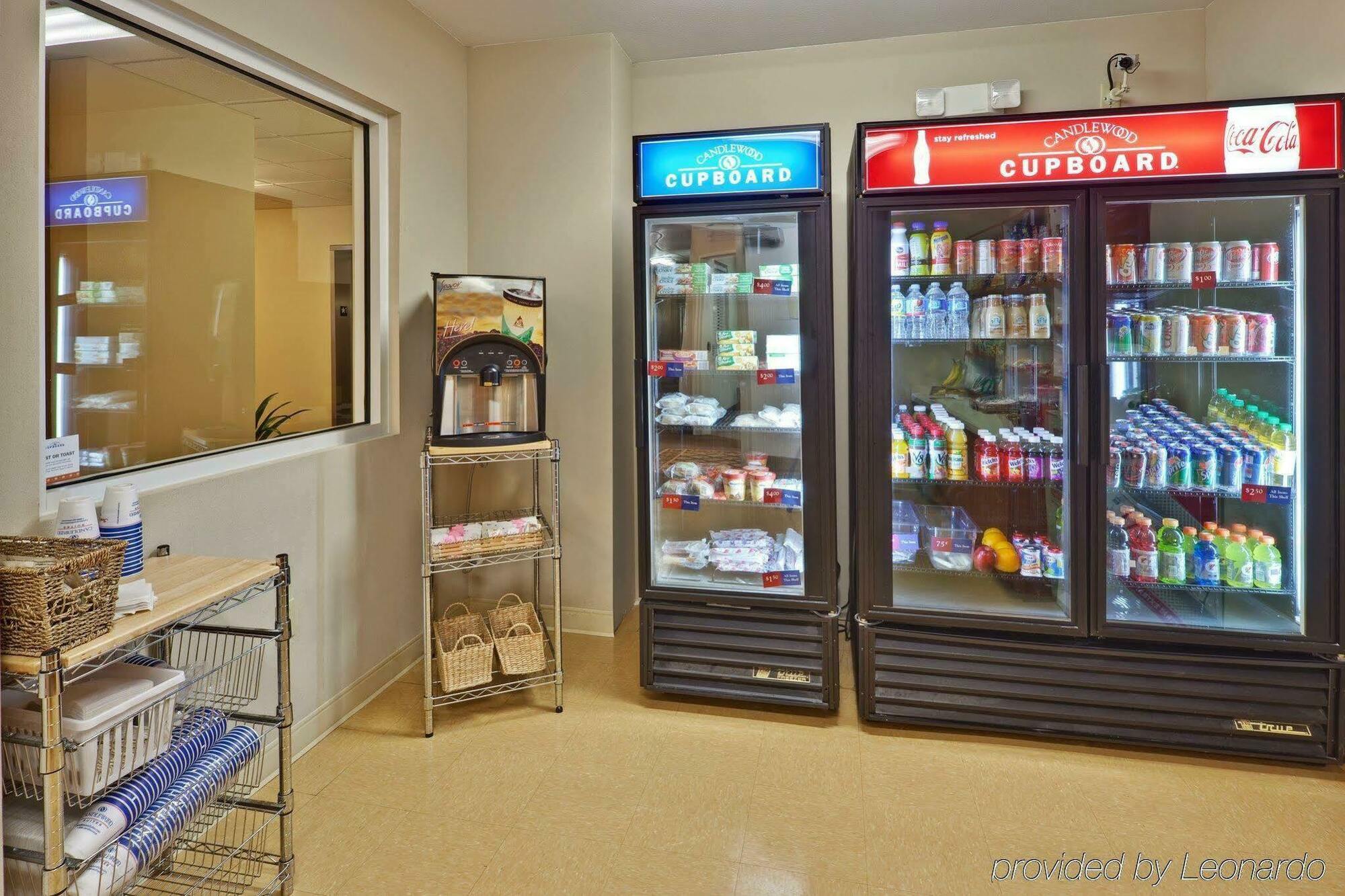 First Inn Suites Germantown Ngoại thất bức ảnh